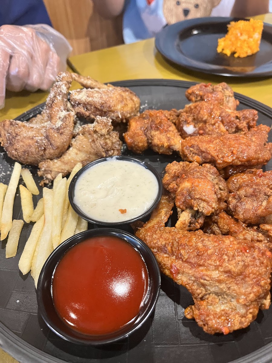 Wings District Photo 4
