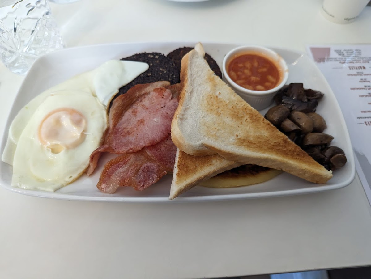 Cafe Hanover 71 Photo 5