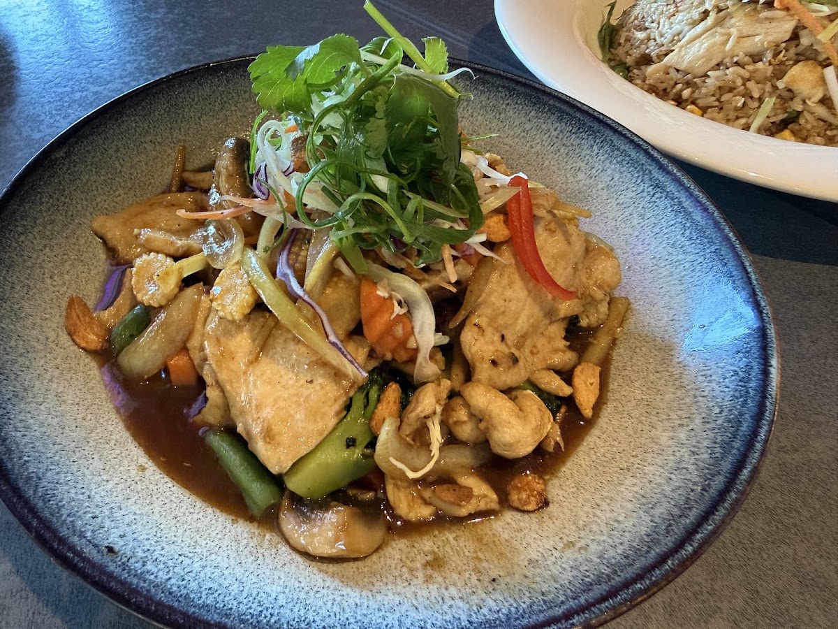 Jasmine Thai Restaurant Photo 4