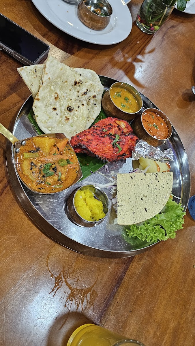 Mantra Indian Cuisine Photo 5