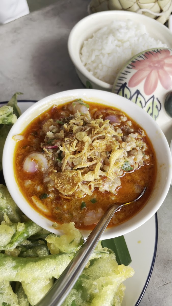 Krua Lawng Khao 穀倉廚房 Photo 2