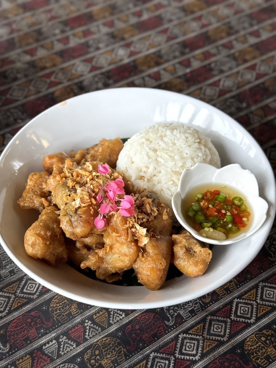Krua Lawng Khao 穀倉廚房 Photo 4