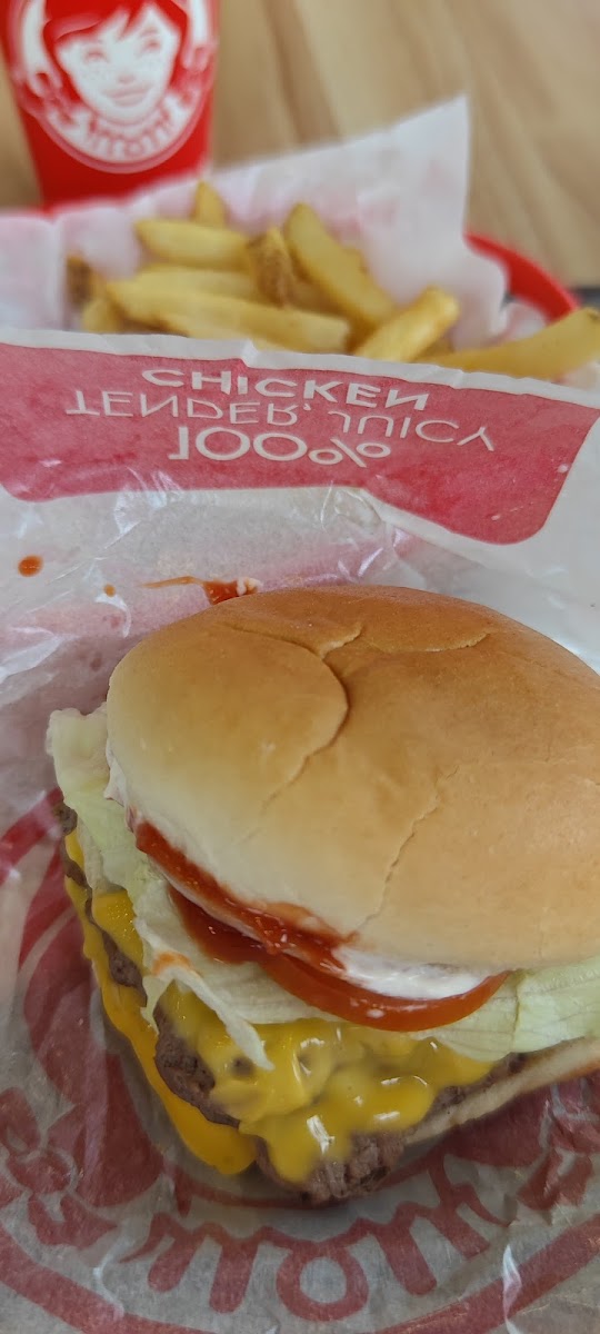 Wendy’s - Phoenix Dau Photo 7