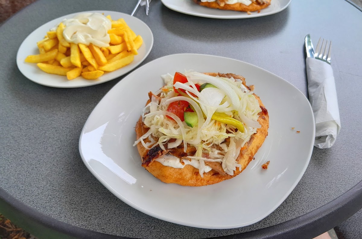 Grillstübchen Die Griechin Photo 4