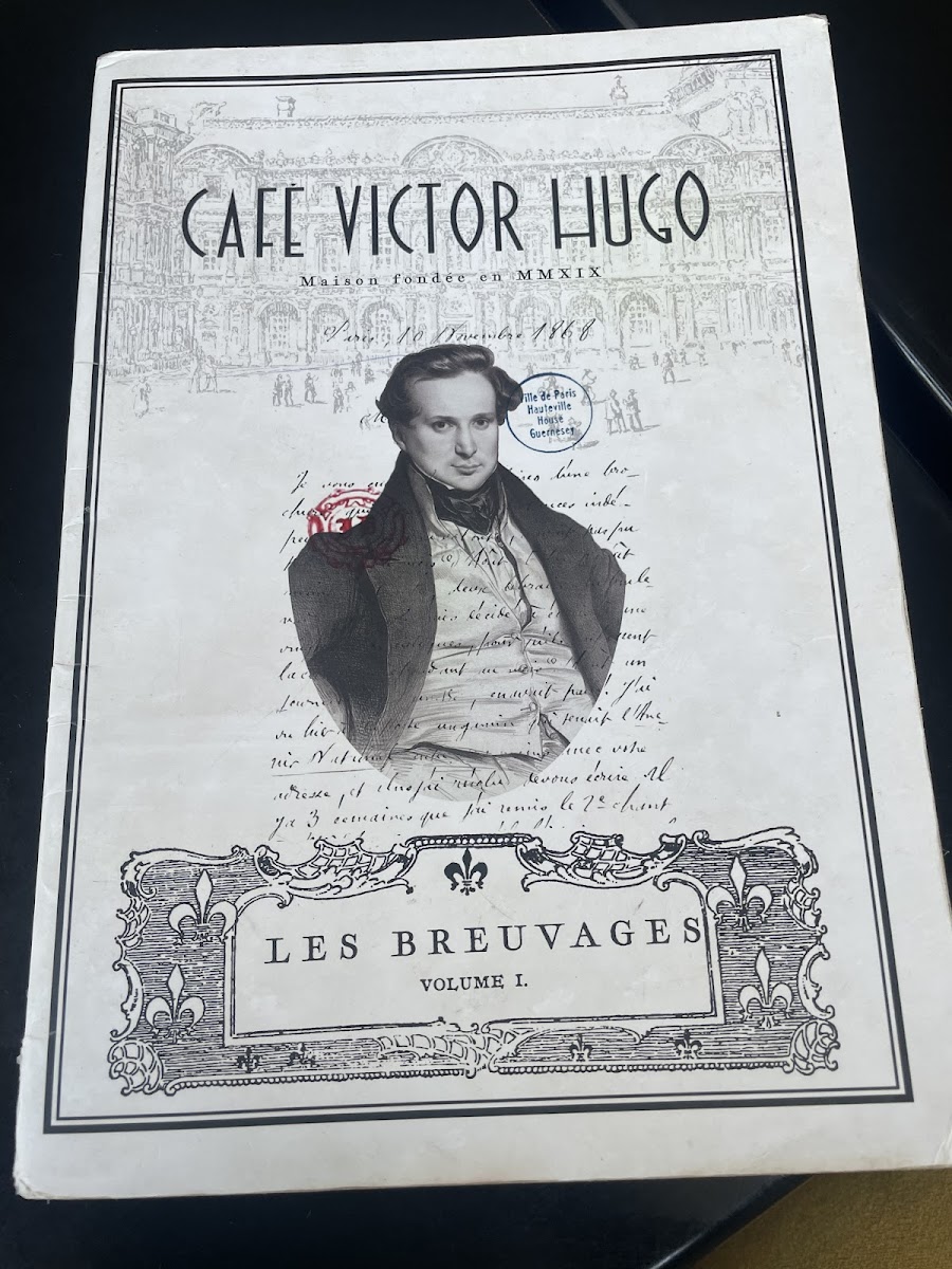 Café Victor Hugo Photo 4