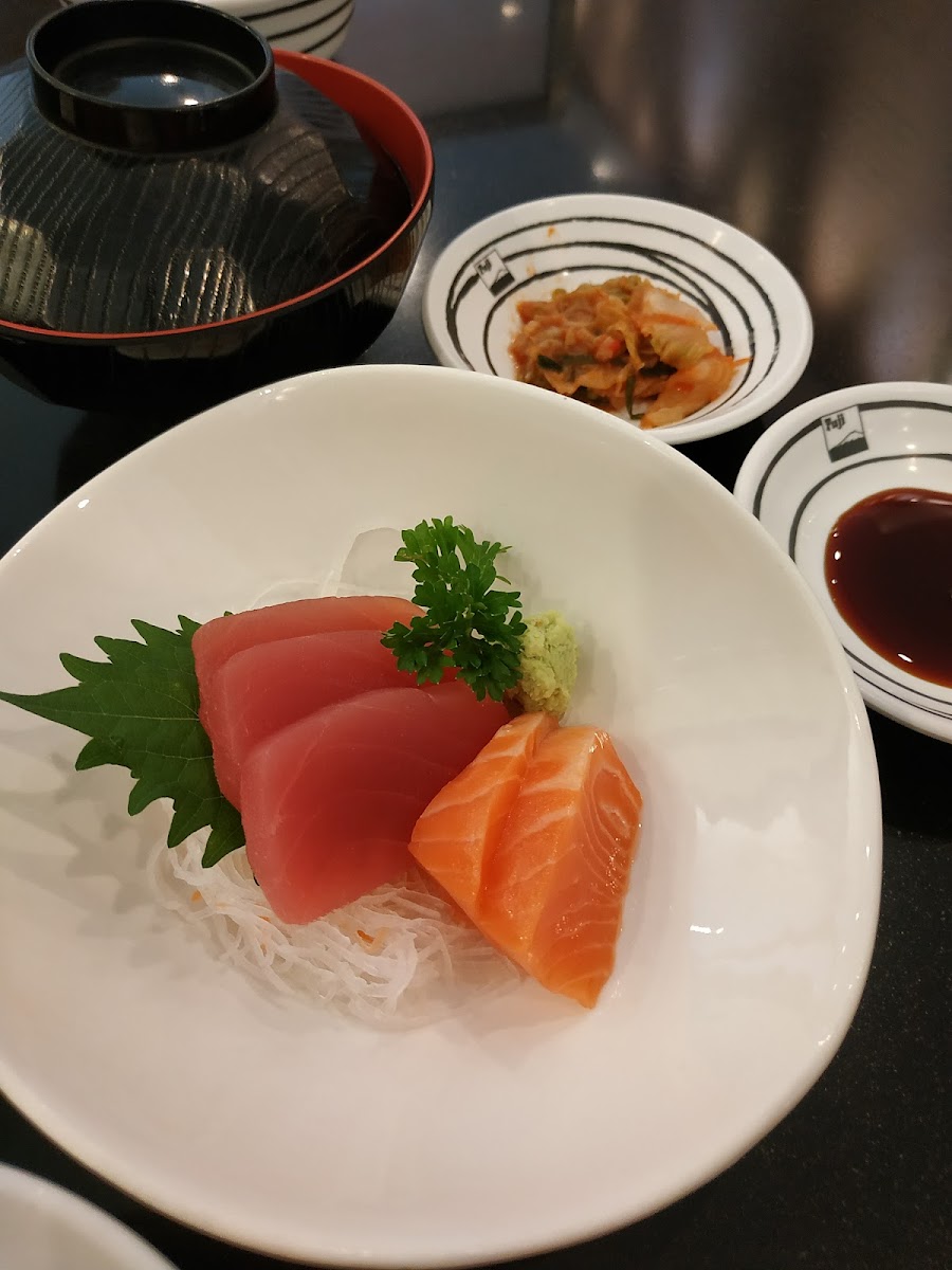 Fuji Japanese Restaurant Photo 5