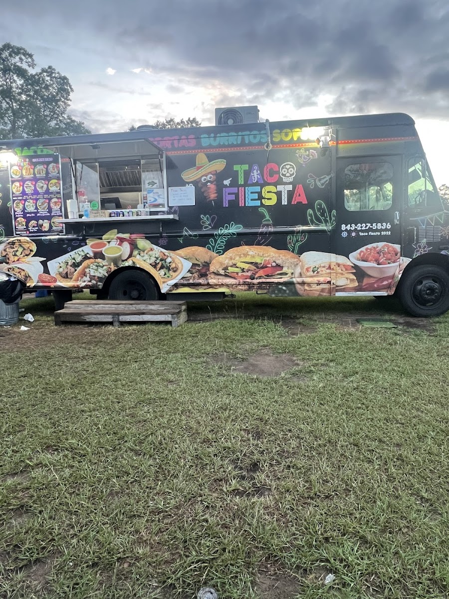 Taco Fiesta Food Truck Photo 3