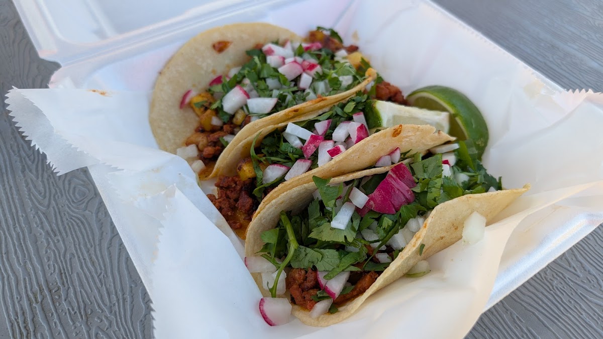 Taco Fiesta Food Truck Photo 9
