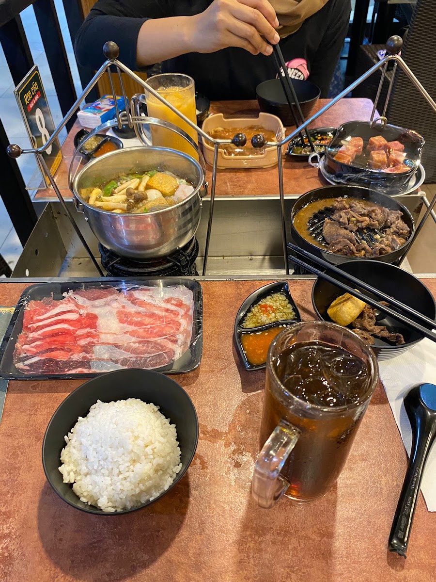 Raa Cha Suki & BBQ Photo 5