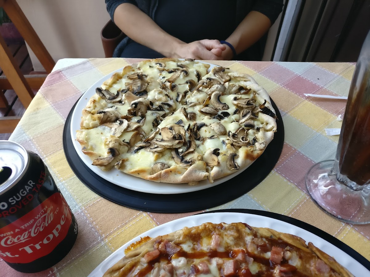 The Burgundy Gherkin Pizzeria Photo 10