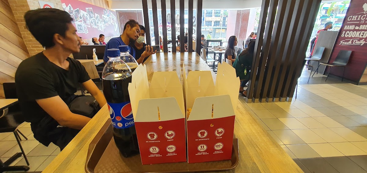 KFC Imperial Mall Photo 5
