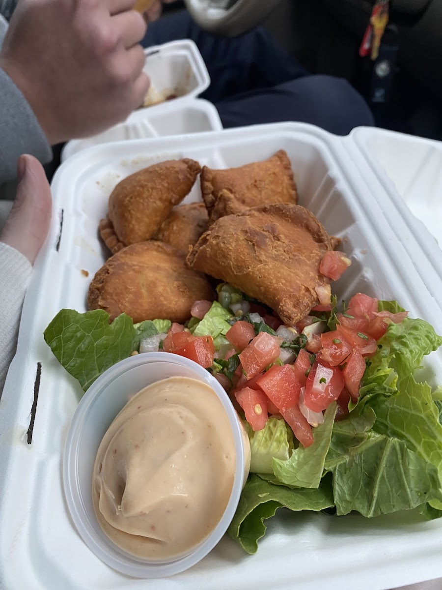 Fed Eatery Food Truck Photo 7