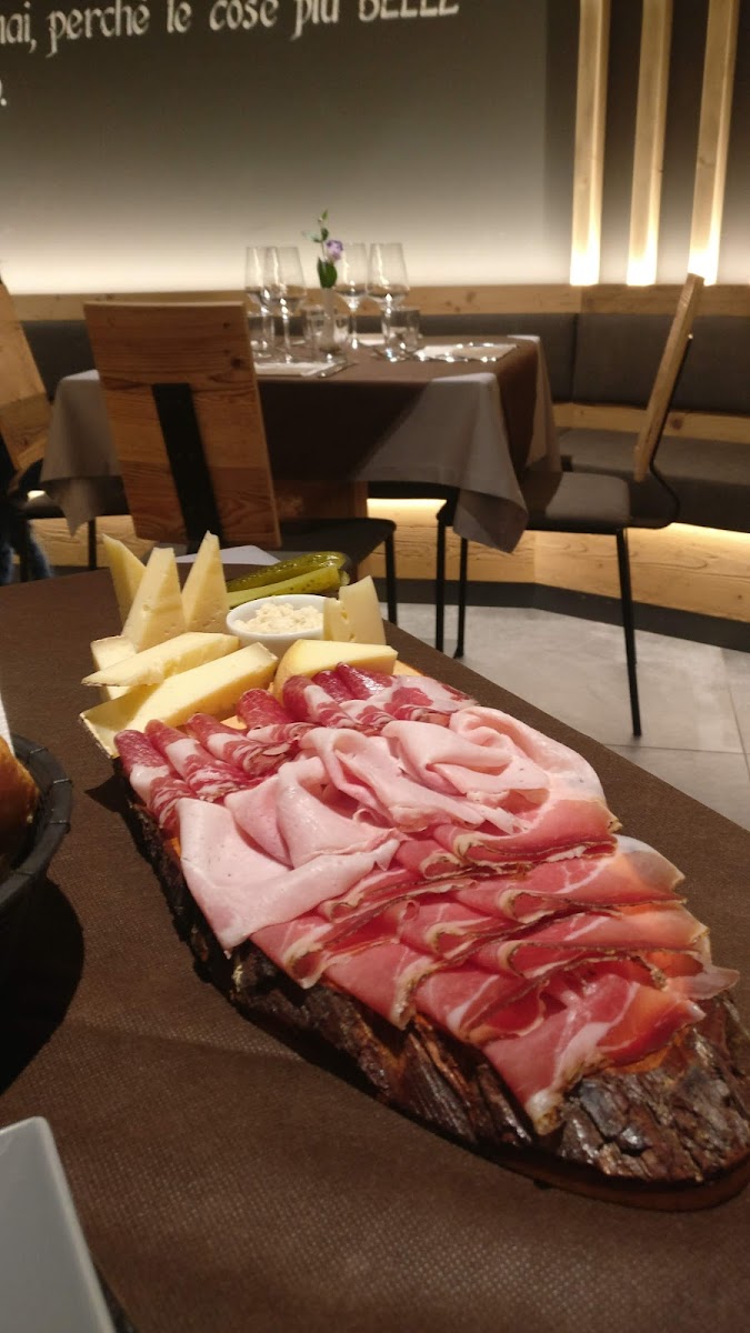Dolomites Geyser Restaurant Apres Ski Photo 6