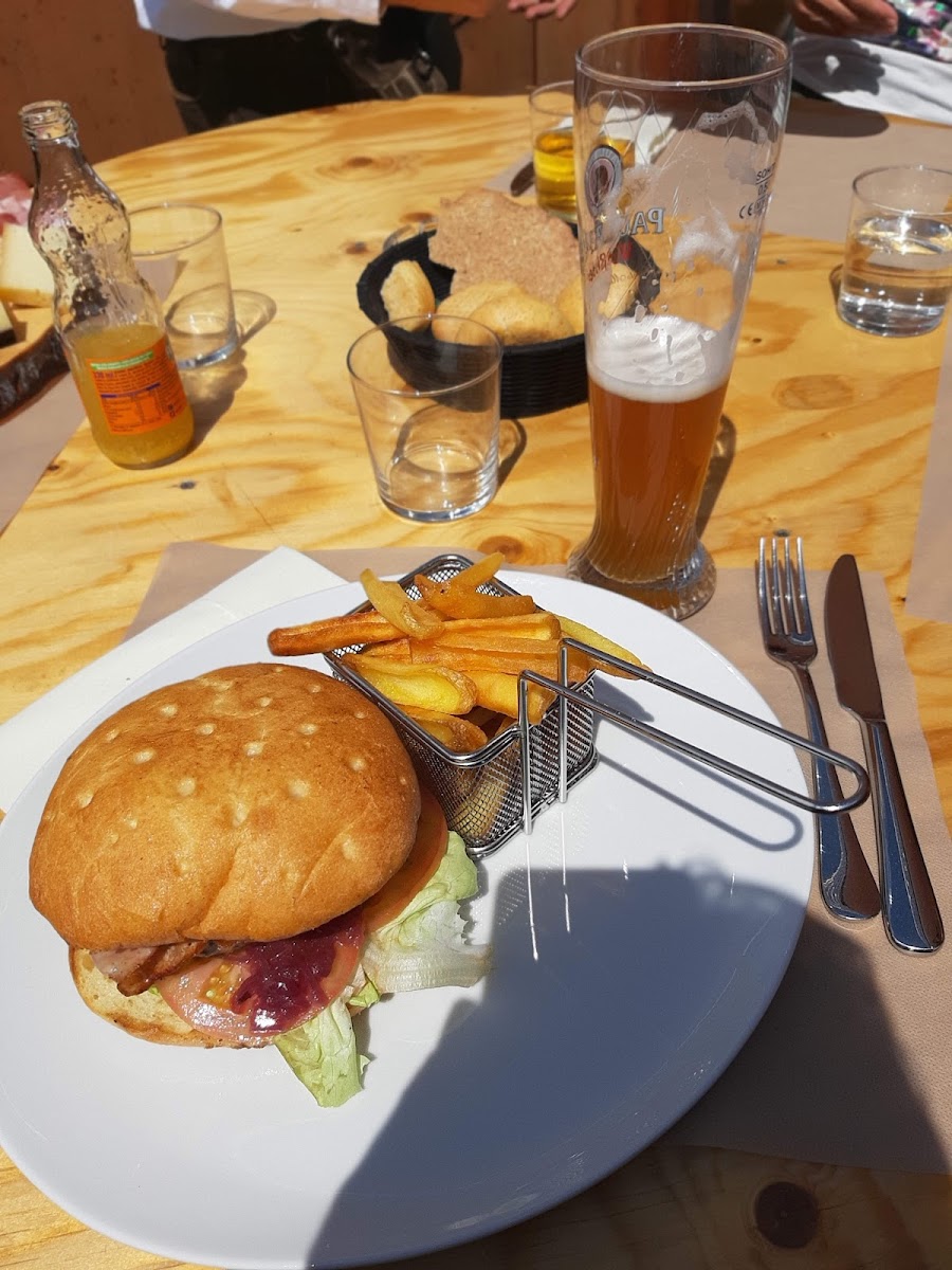 Dolomites Geyser Restaurant Apres Ski Photo 7