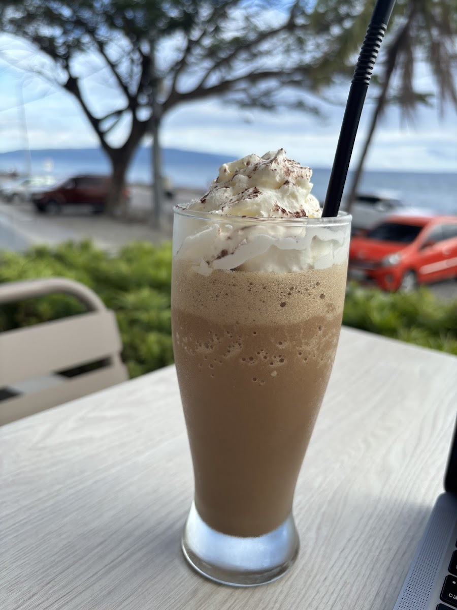 UCC Cafe Terrace Dumaguete Photo 2