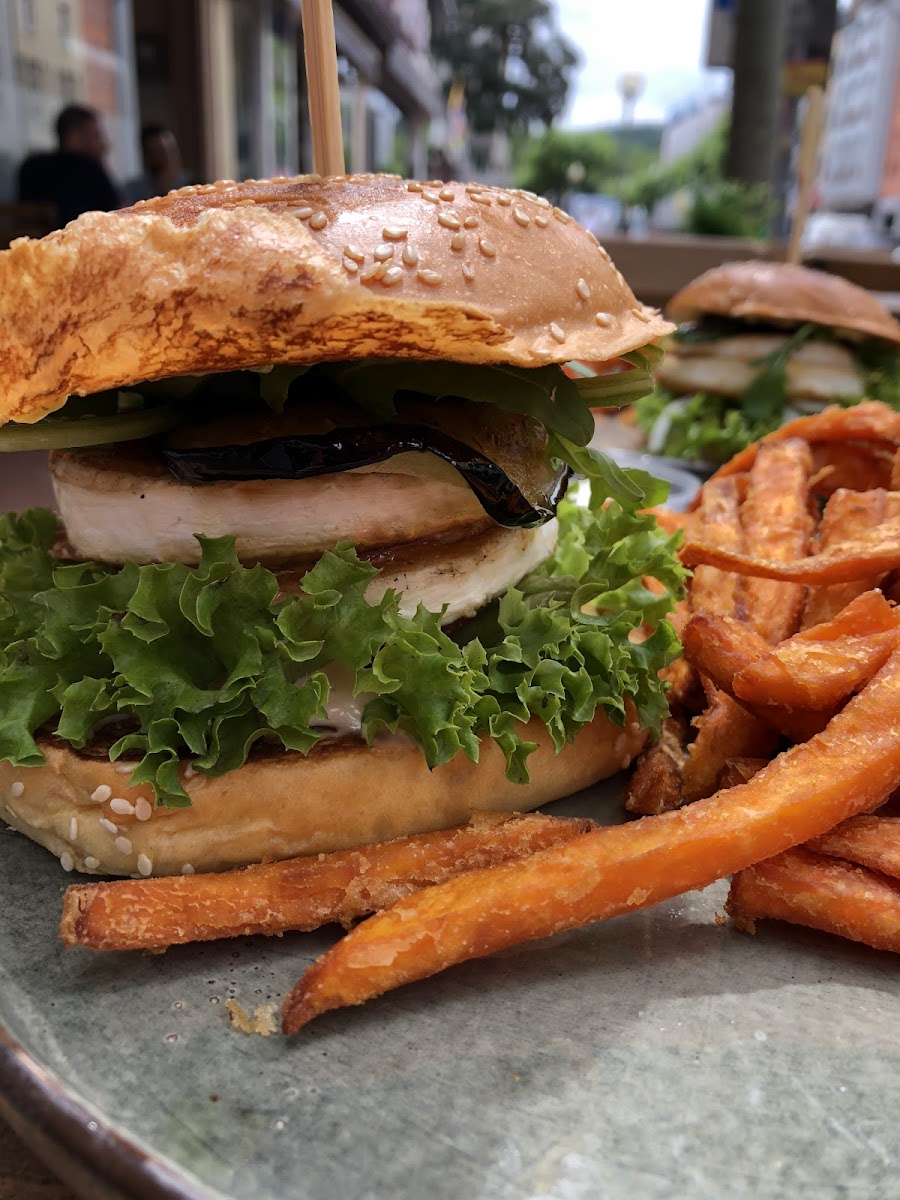 Bonnanza Burger Factory Photo 6