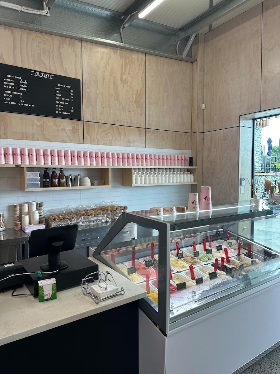 Lil Lunas Gelateria Photo 4