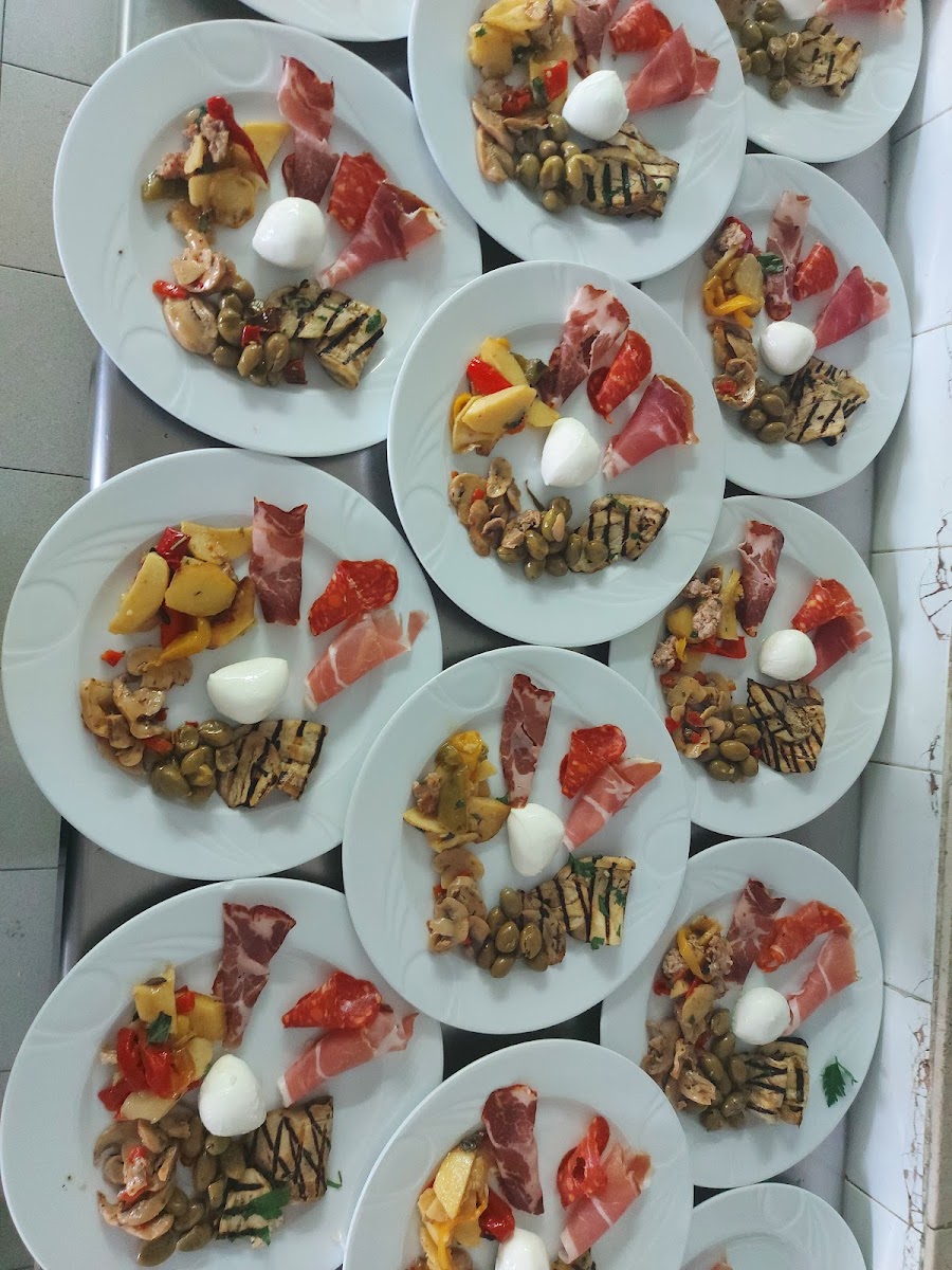 Fralex Restaurant Photo 4