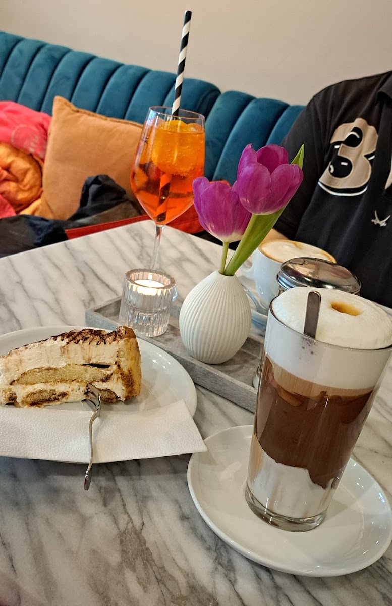 Caffetteria & Pasticceria No. 37 Photo 5