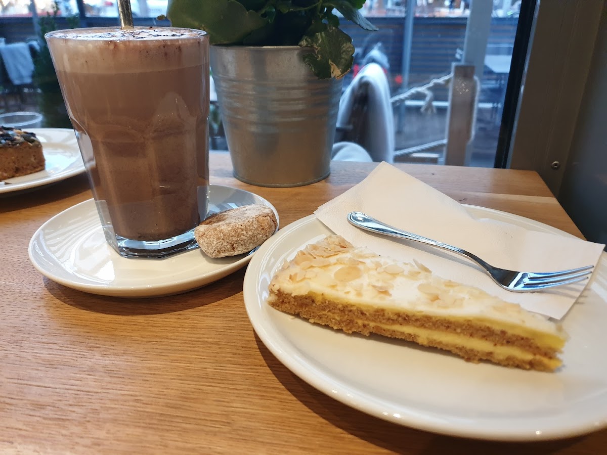 Caffetteria & Pasticceria No. 37 Photo 6