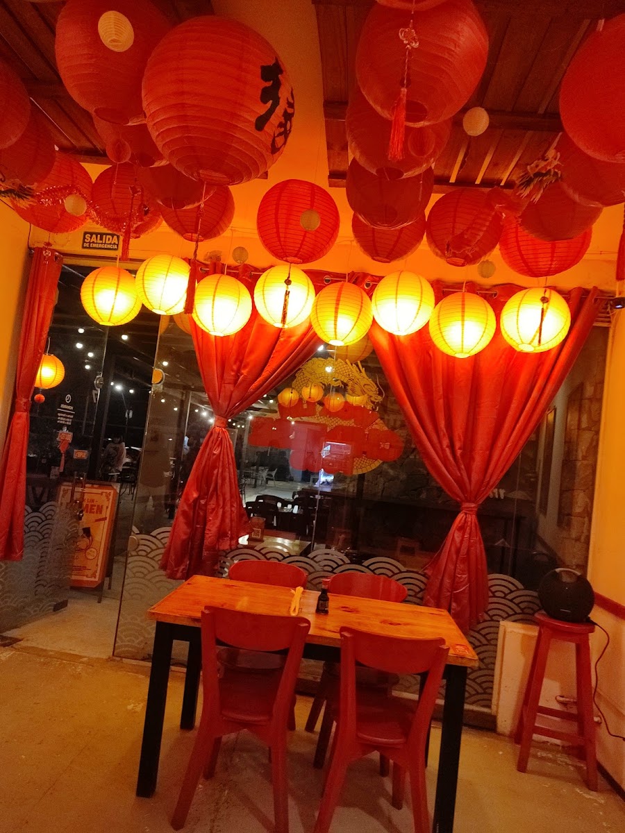 WOK LIN - Comida China - Dorrego