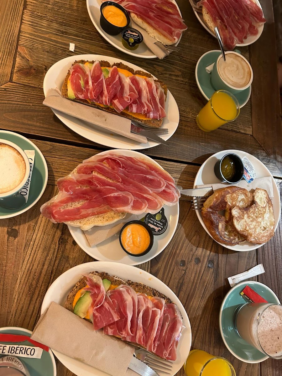 Café Ibérico Photo 7