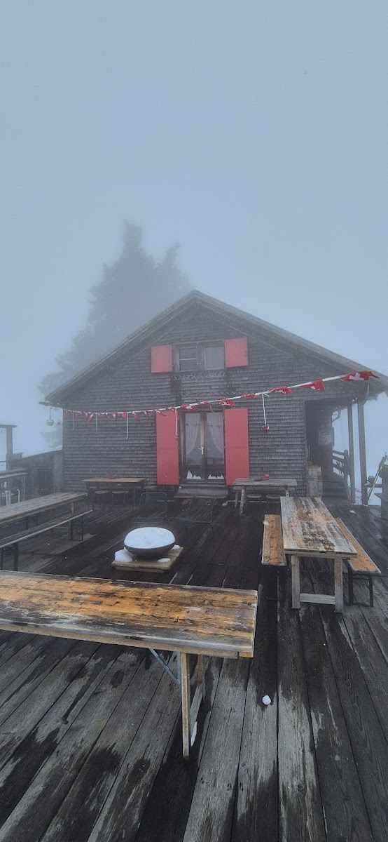 Cabane de la Sarouche