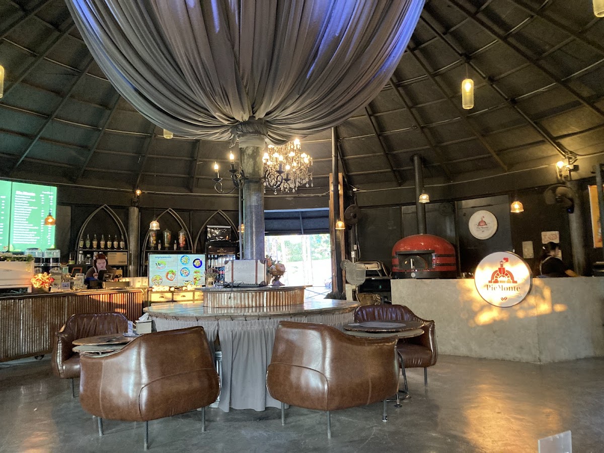 PieMonte Pizza Cafe&Restaurant Photo 3