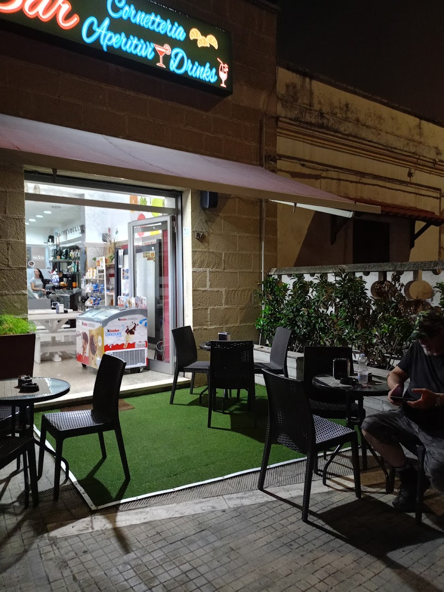 New caffè dell'angolo