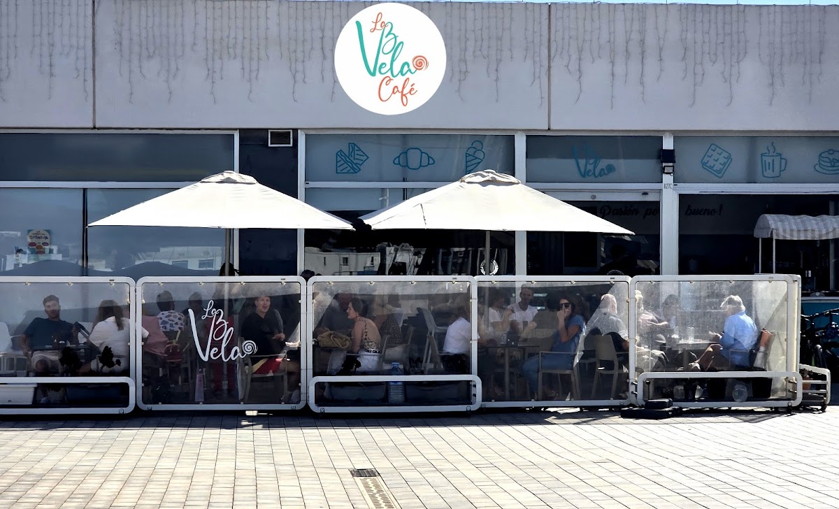 La Vela Café