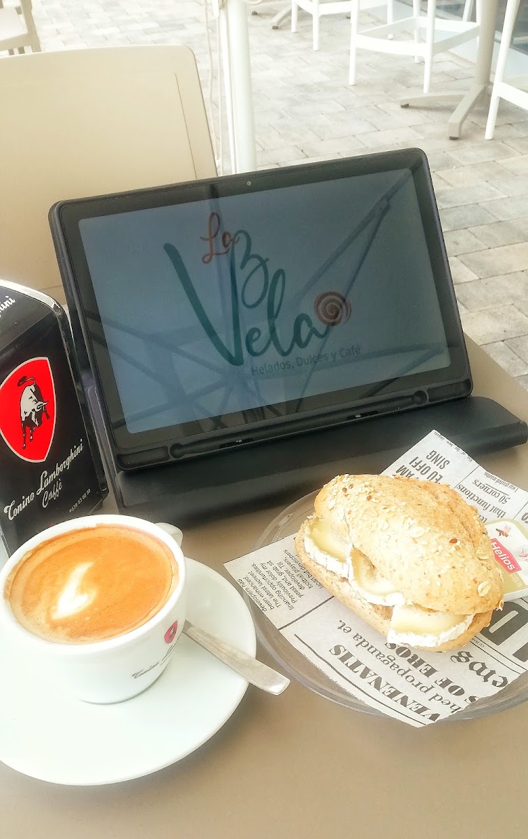 La Vela Café Photo 10