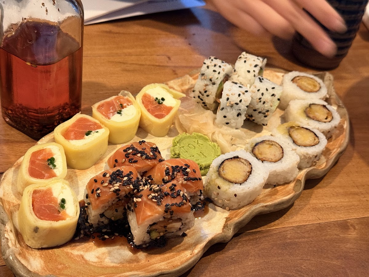 Tokin Sushi Photo 4