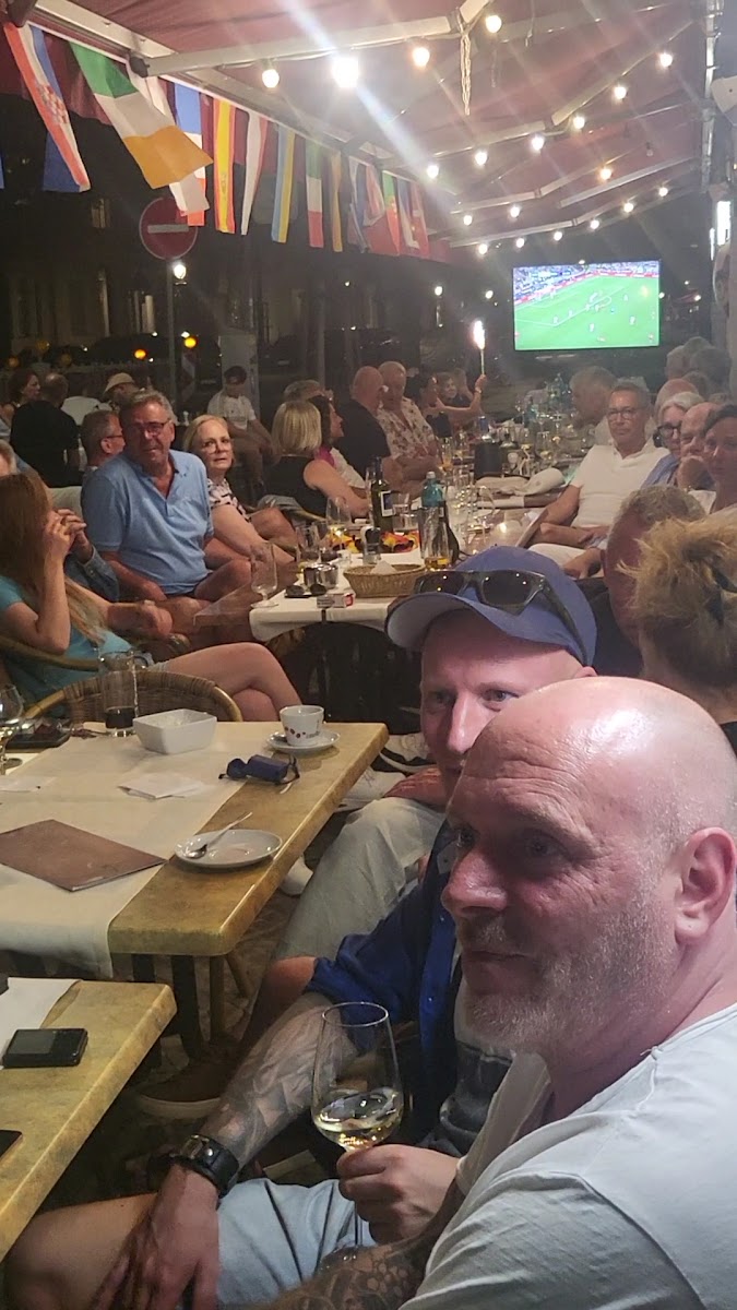 Georgios Restaurant Photo 2