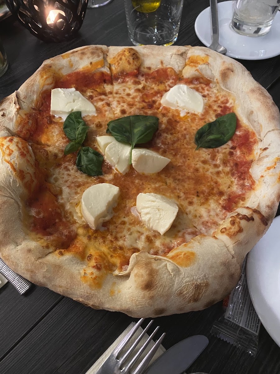 Gianni Ristorante-Pizzeria Photo 2