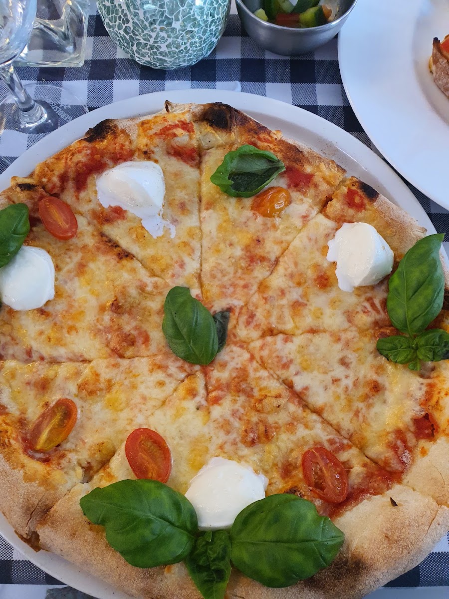 Gianni Ristorante-Pizzeria Photo 6
