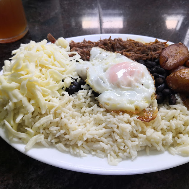 Pabellón Criollo A Caballo
