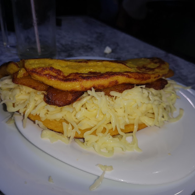 Cachapa Con Queso de Mano