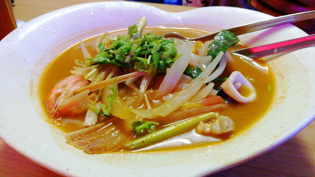 Kafe Sungai Batu