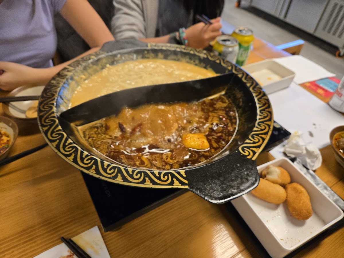 FanJiangHu Hotpot&Chinese BBQ Photo 4