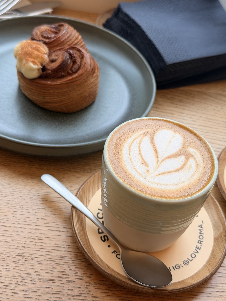 Love - Specialty Croissants Photo 4