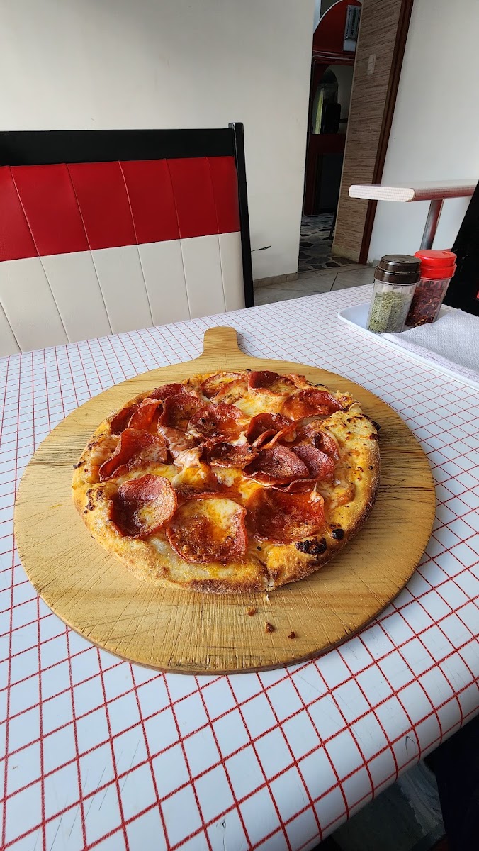 Mama Juana Pizzería