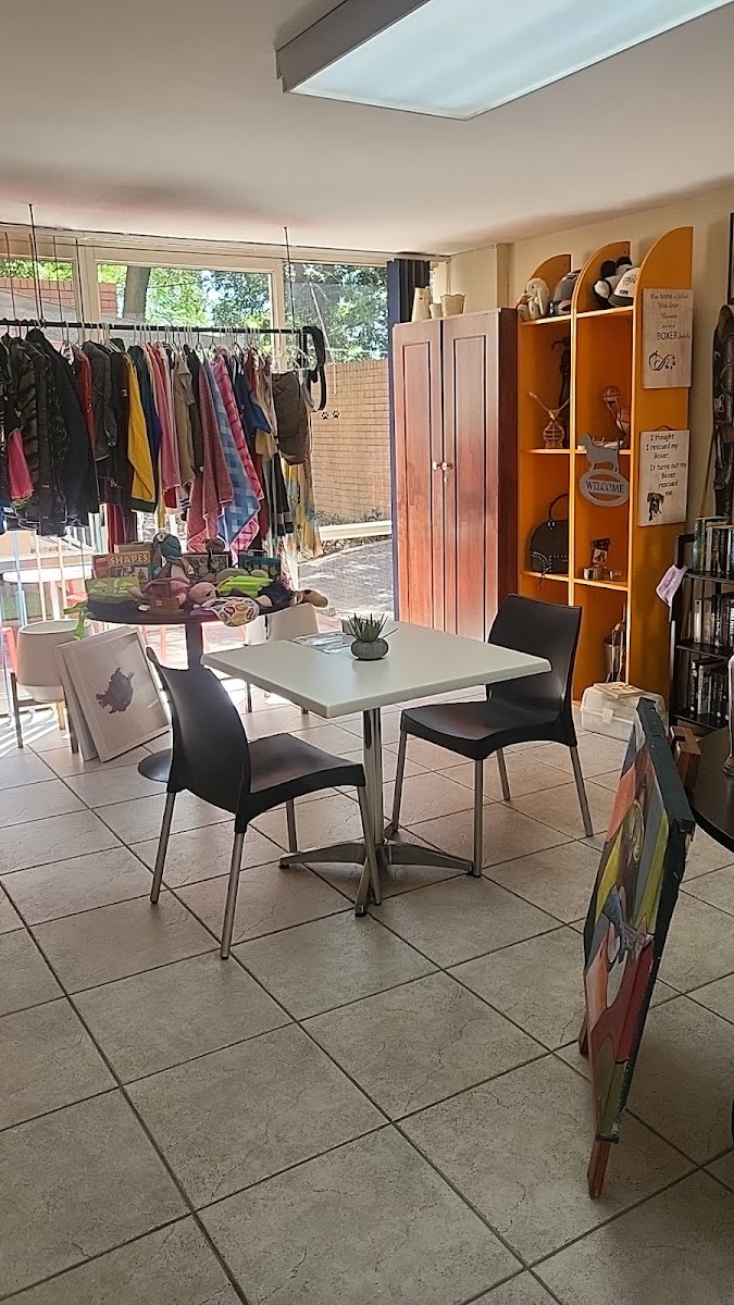 Hades Thrift & coffee shop