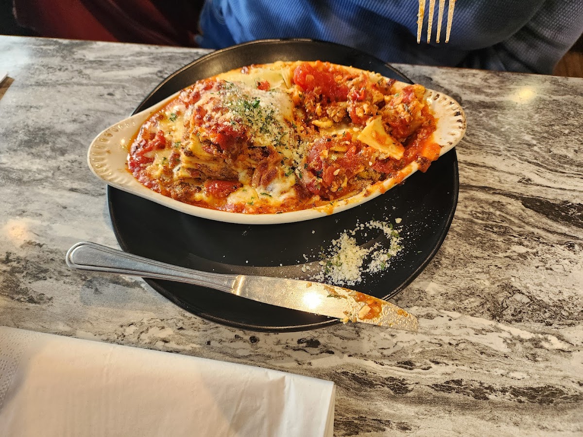 Mia Bella Italian Kitchen Photo 4