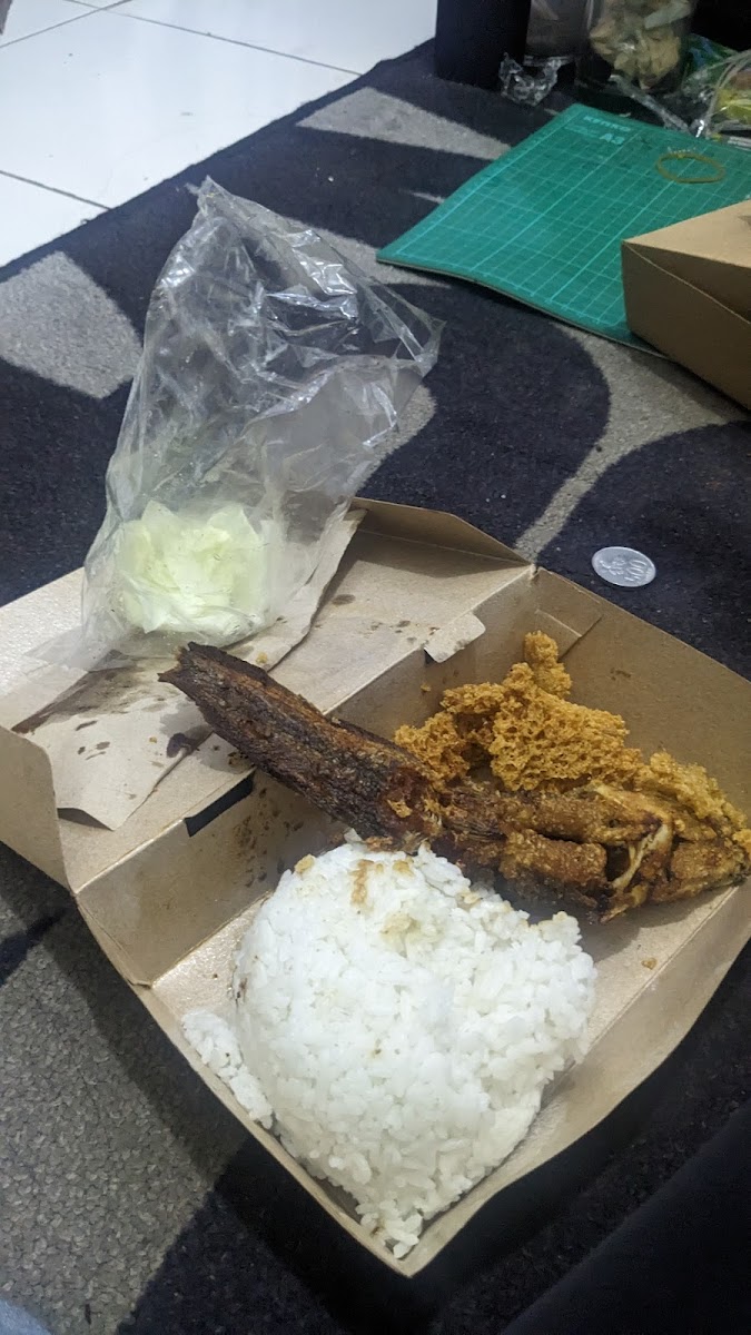 Warung Pecel Lele Rika Photo 10