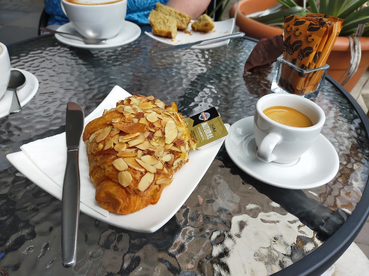ESPRESSO TO GO Photo 6