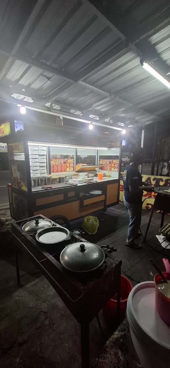 Bangka 99 Martabak & Terang Bulan