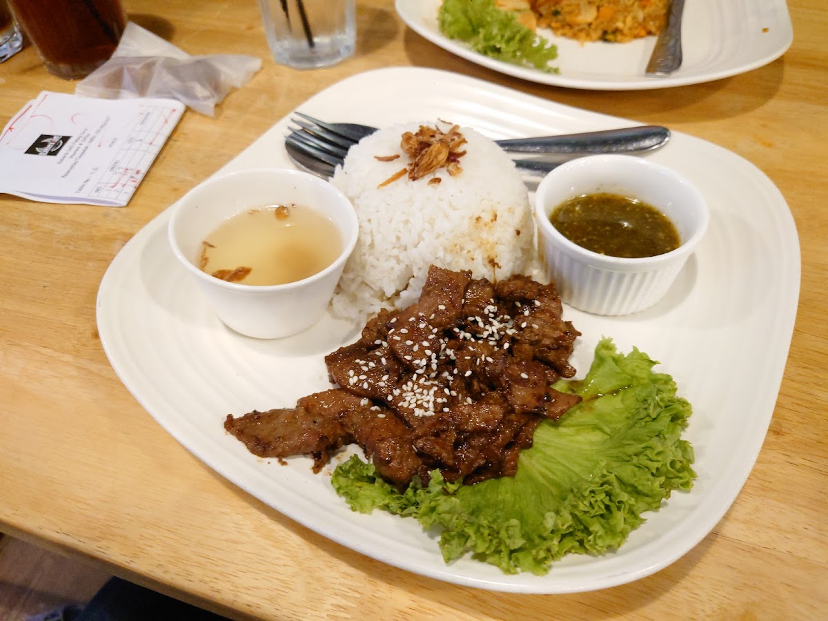 Alabasta Cafe Photo 3
