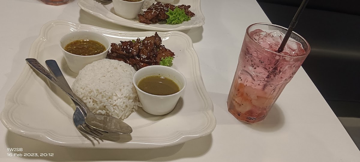 Alabasta Cafe Photo 5