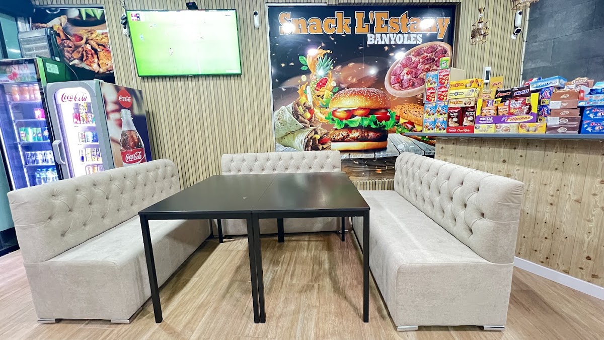 RESTAURANTE HALAL SNACK L’stany Photo 6