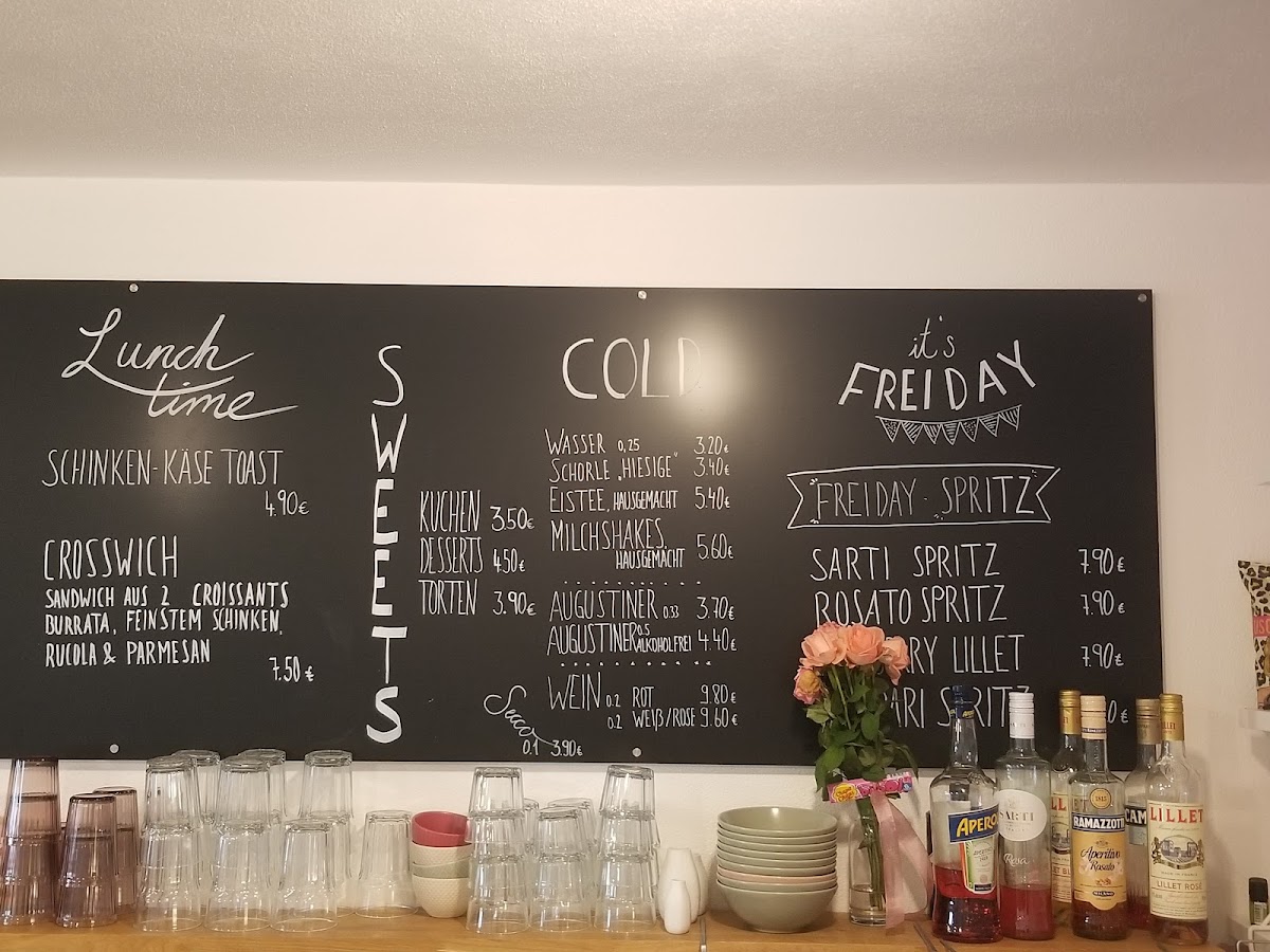 Cafe FREIDAY Photo Menu 2